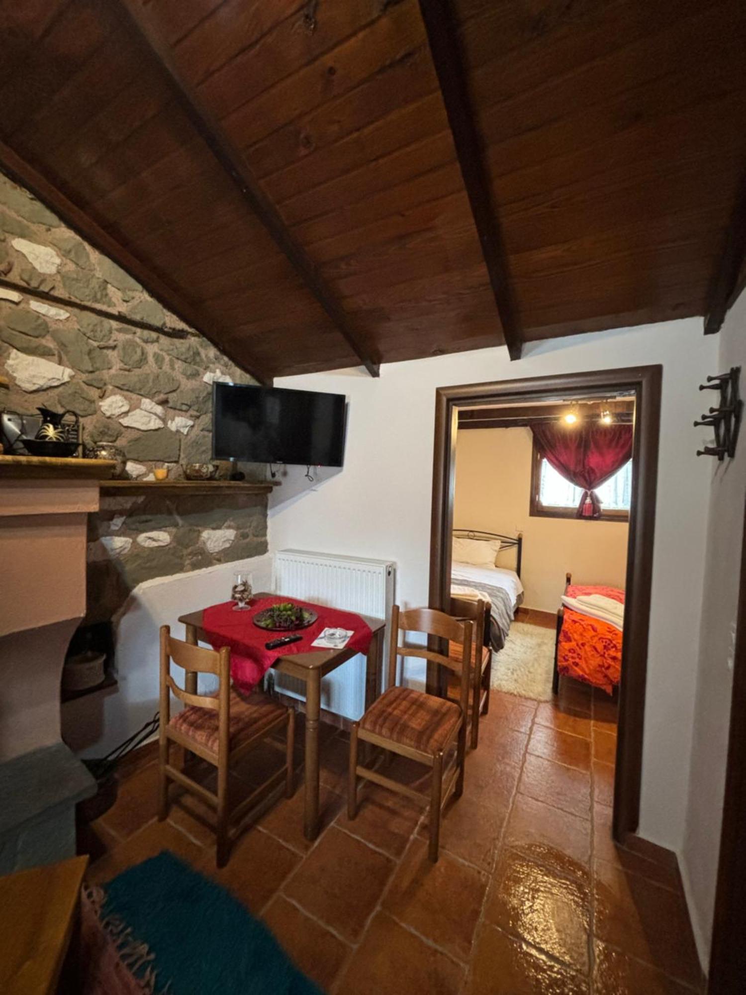Hotel Πέτρινο Όραμα Kotronion  Exteriér fotografie